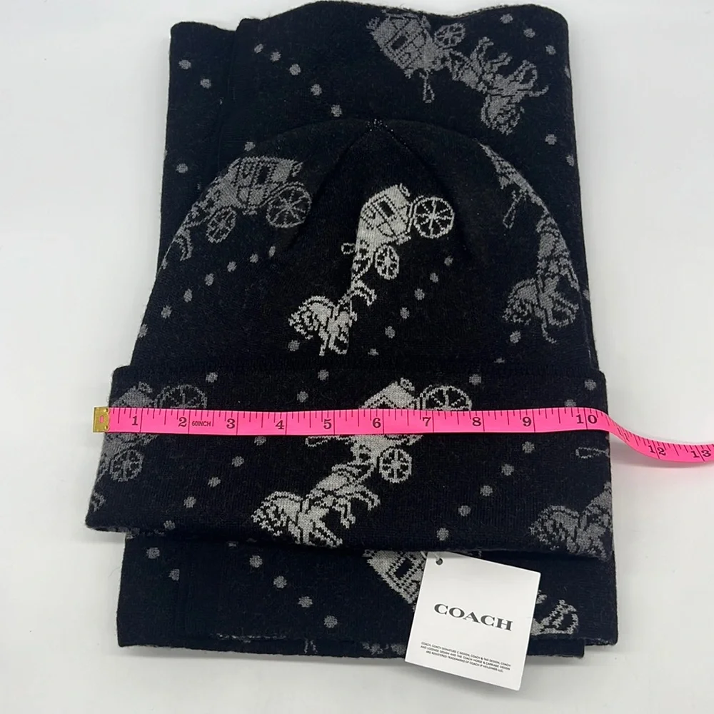 Coach Horse And Carriage Hat And Scarf Set Black/Grey